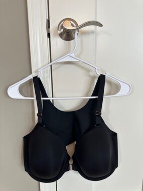 Soma Black Front-Close Seamless Support Bra